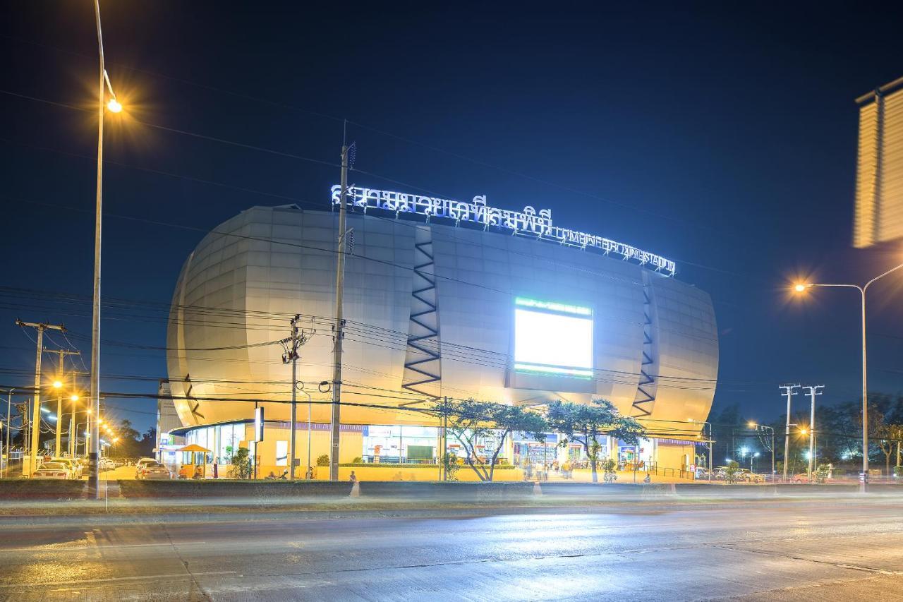 ホテル Gems Park Don Mueang Airport And Bts バンコク都 エクステリア 写真